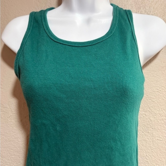 ZYIA active Green Ribbed Knit Tank Top Medium fitted stretchy workout running - Picture 3 of 3